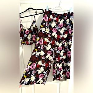 2 Piece Floral set